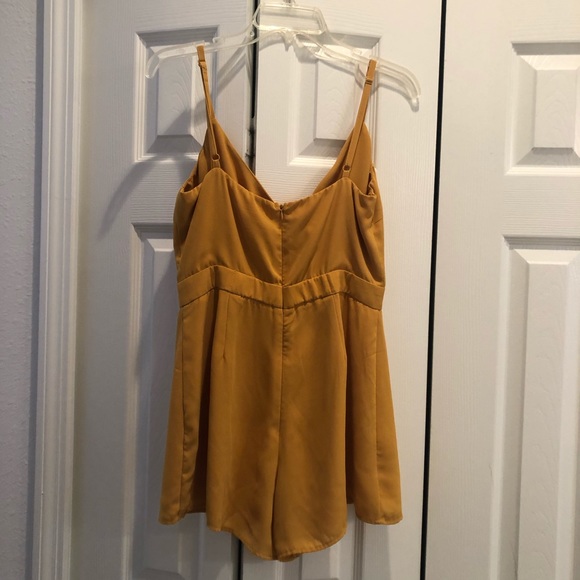 Romper - Picture 3 of 5